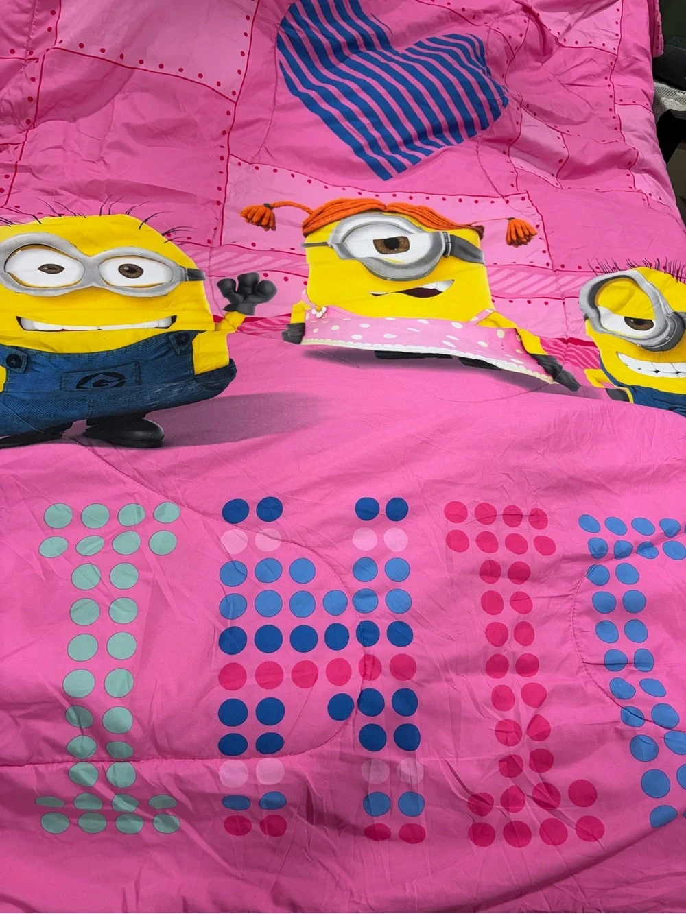 Despicable ME Minions Pink Twin/Full 72 x 86” Bed Comforter RARE EUC - Picture 7 of 8